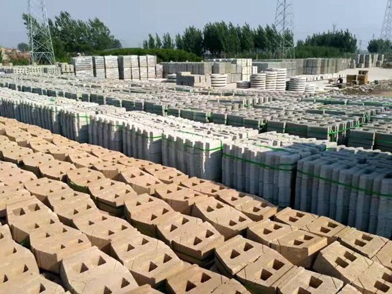 廠內(nèi)環(huán)境